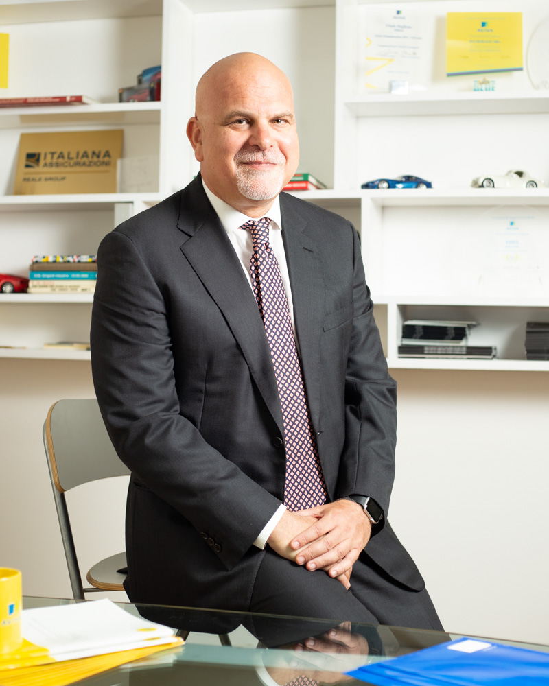 plurimass-agenzia-assicurativa-plurimandataria-milano-agenzia-i-tuoi-agenti-stefano-viale